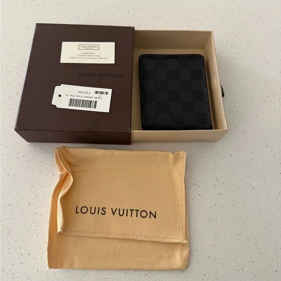 Louis Vuitton Multiple Wallet – Damier Graphite - Picture 2 of 11